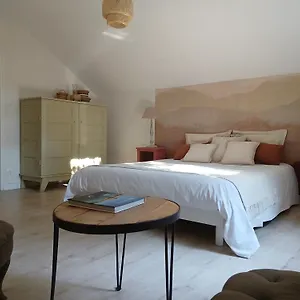 L' Arbre A Noisettes Bed and breakfast